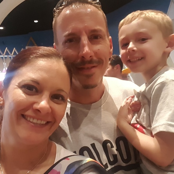 Meet your Posher, Jessica - Picture 1 of 1